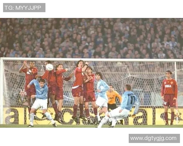 探秘3号著名足球明星的传奇生涯与场上精彩瞬间