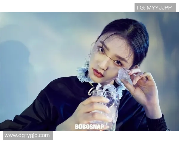 欧美足球明星的时尚头像女神展现魅力与风采 欧美足球明星的时尚头像女神展现魅力与风采