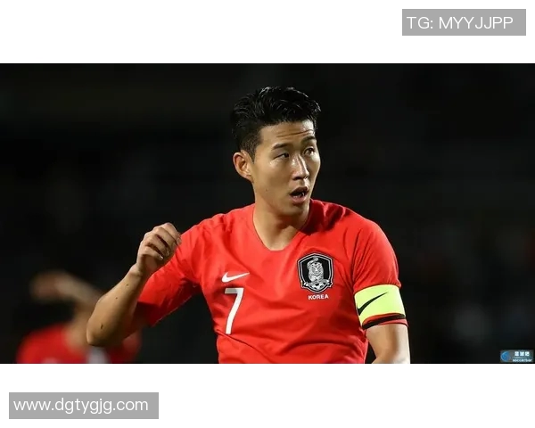 明星球员代言的足球广告引领潮流展现激情与梦想